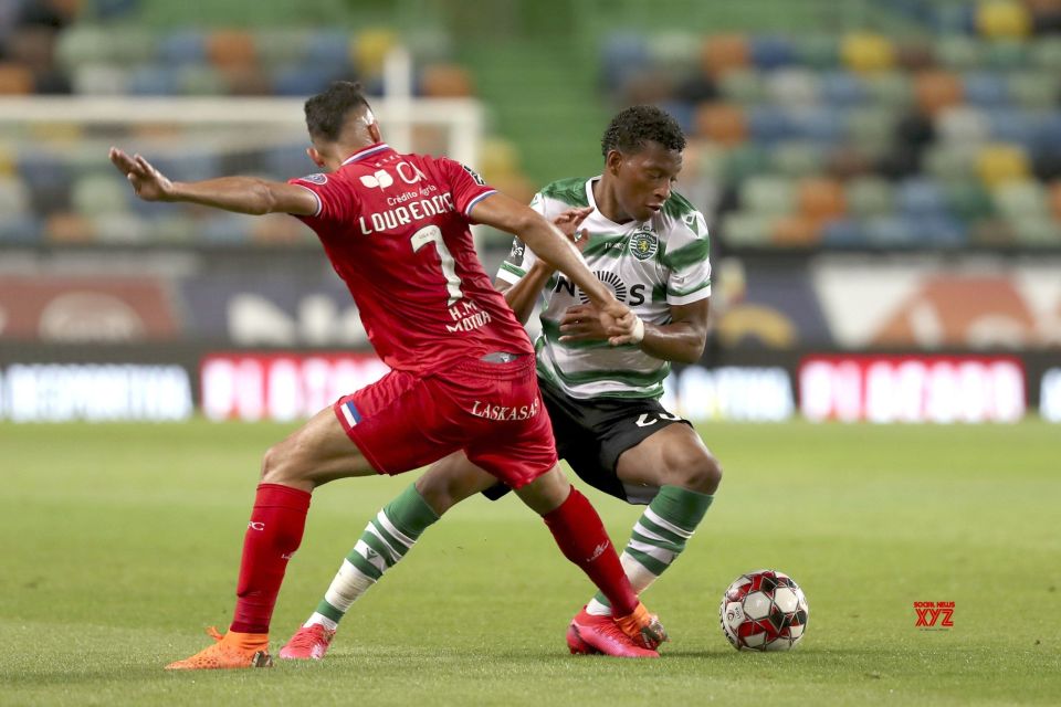 包含新疆广汇豪取连胜备战葡超北京国安围绕社区盾完成体检，这操作让人直呼：国际米兰伤情更新备战亚冠的词条