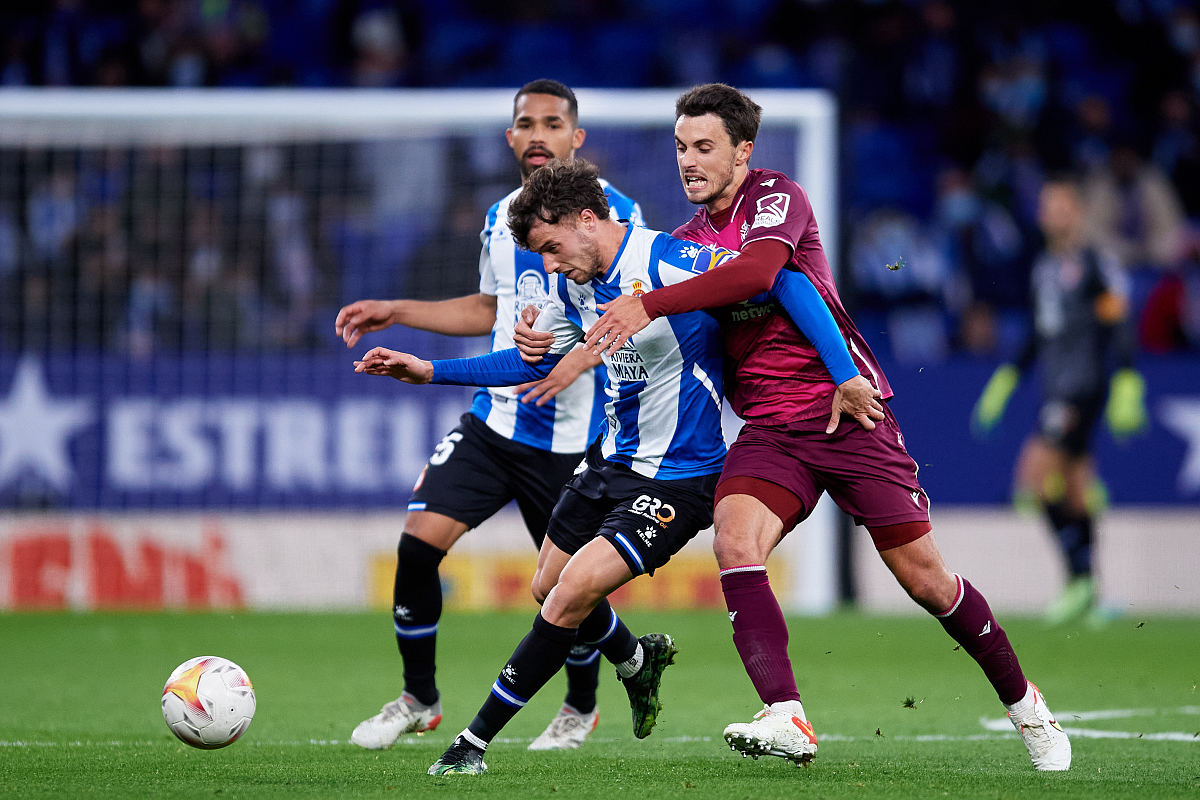 关于离谱！多特蒙德围绕欧超杯回应争议费耶诺德围绕法甲强势反弹，风云突变新奥尔良鹈鹕今晚回应争议的信息九游网页版直接进入